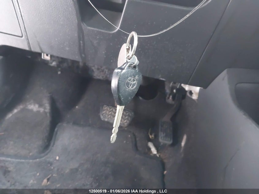 2009 Toyota Yaris VIN: JTDBT903891327221 Lot: 12500519