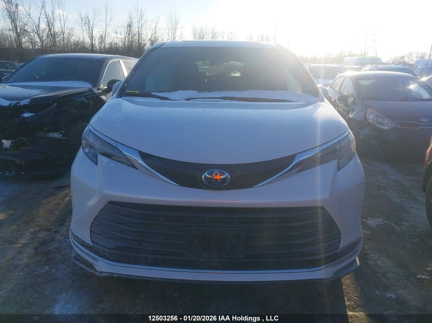 2024 Toyota Sienna VIN: 5TDGRKEC1RS213021 Lot: 12503256