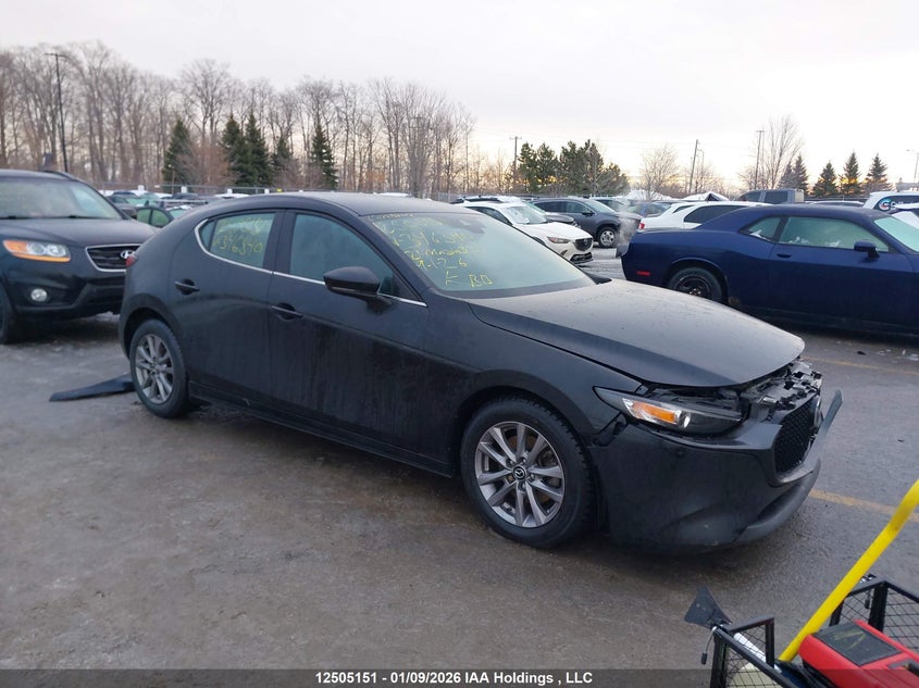 JM1BPBLL9M1346540 MAZDA MAZDA3 Photo 1