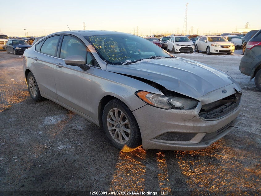 3FA6P0G78HR352561 2017 Ford Fusion S auction photo 1