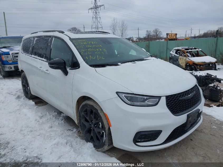 2025 Chrysler Pacifica