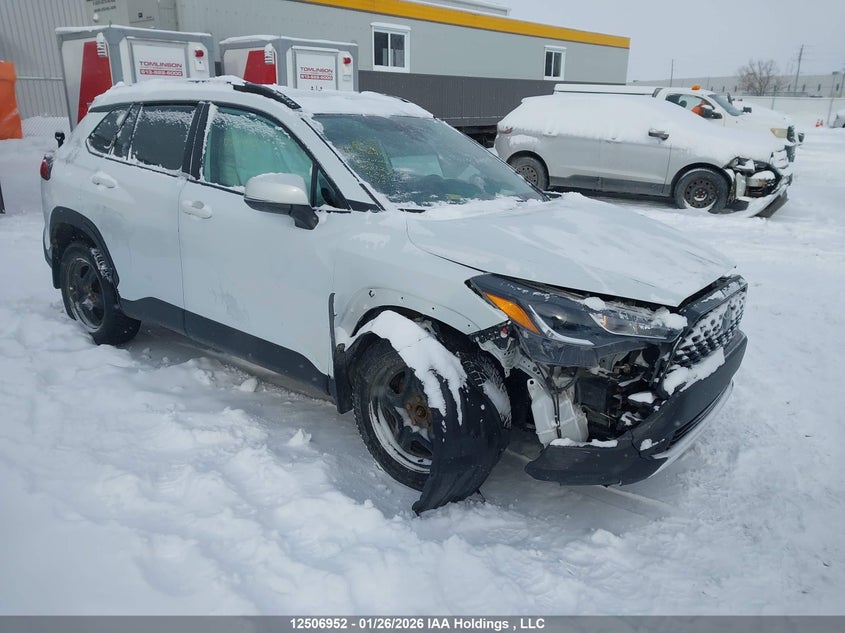 7MUBAABG8NV002823 TOYOTA COROLLA CROSS Photo 1