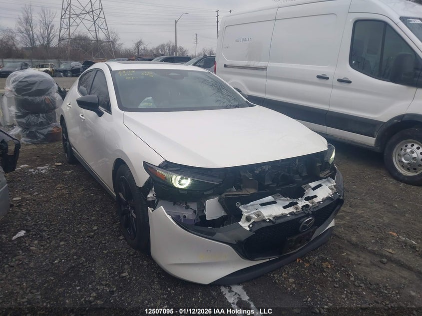 2024 Mazda 3 Gt, Удар спереди, IAAI, VIN JM1BPBMY2R1707043
