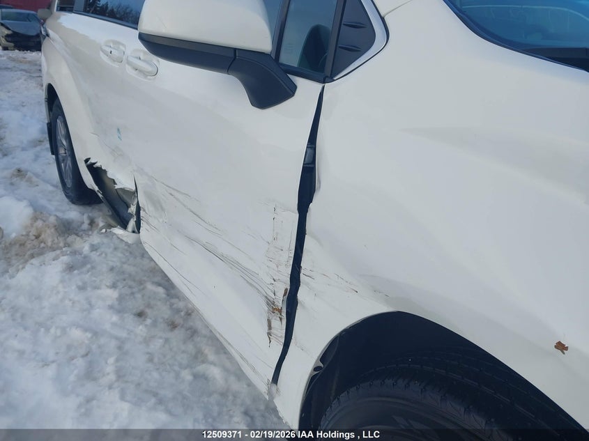 2022 Toyota Sienna Le/Xle/Xse/Limited/Platinum VIN: 5TDGRKEC3NS109494 Lot: 12509371