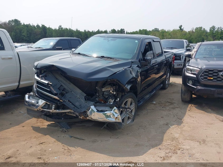 2021 Ford F-150 Lariat, Front, IAAI, VIN 1FTFW1E88MFB22413 — photo 2