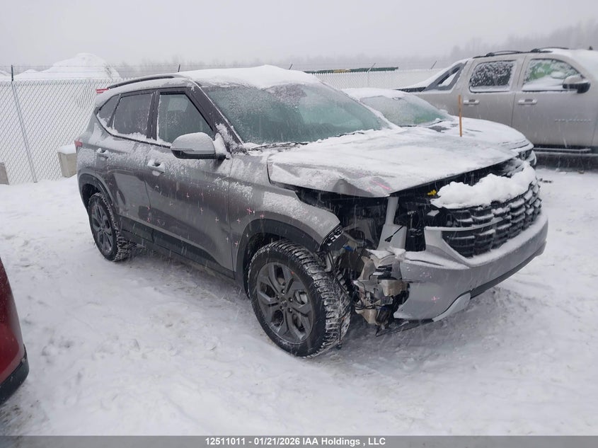 KNDEPCAA8T7886297 KIA SELTOS Photo 1