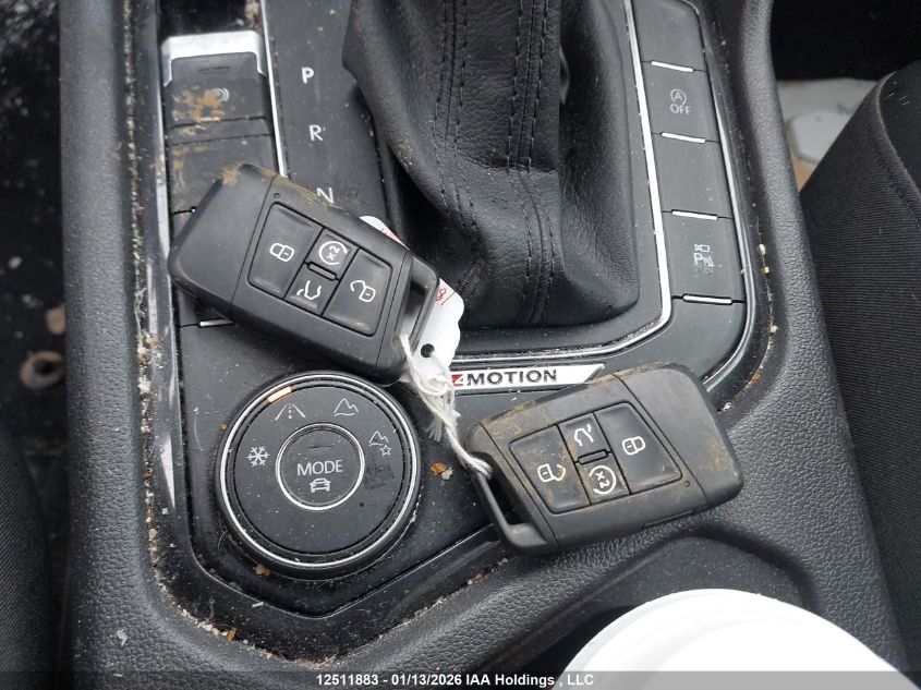 2018 Volkswagen Tiguan Sel Premium VIN: 3VV4B7AX9JM216624 Lot: 12511883