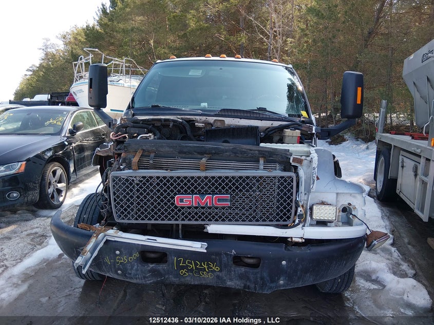 2005 GMC C5500 N/A 6.6L V-8 DI, TURBO, 300HP