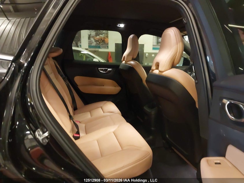 2021 Volvo Xc60 T8 Recharge Inscription VIN: LYVBR0DL4MB853724 Lot: 12512908