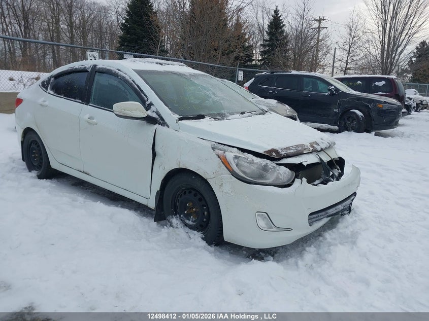 KMHCU4AE6DU300705 2013 Hyundai Accent Gls auction photo 1