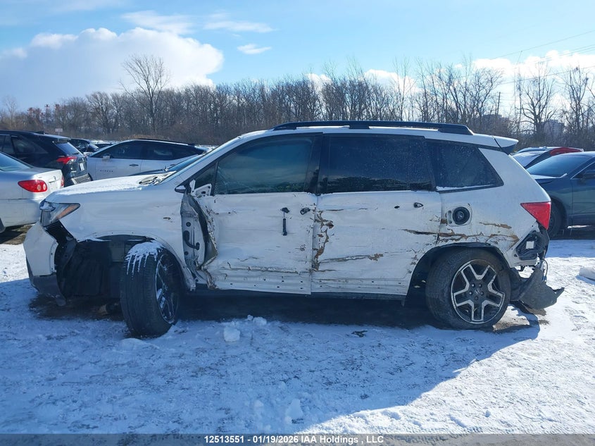 2023 Honda Passport Touring VIN: 5FNYF8H9XPB503064 Lot: 12513551