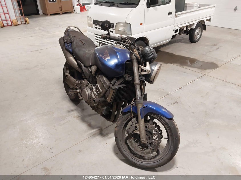 JH2SC48242M000227 2002 Honda Cb900 F auction photo 1