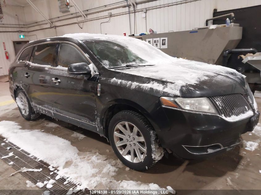 2013 Lincoln MKT