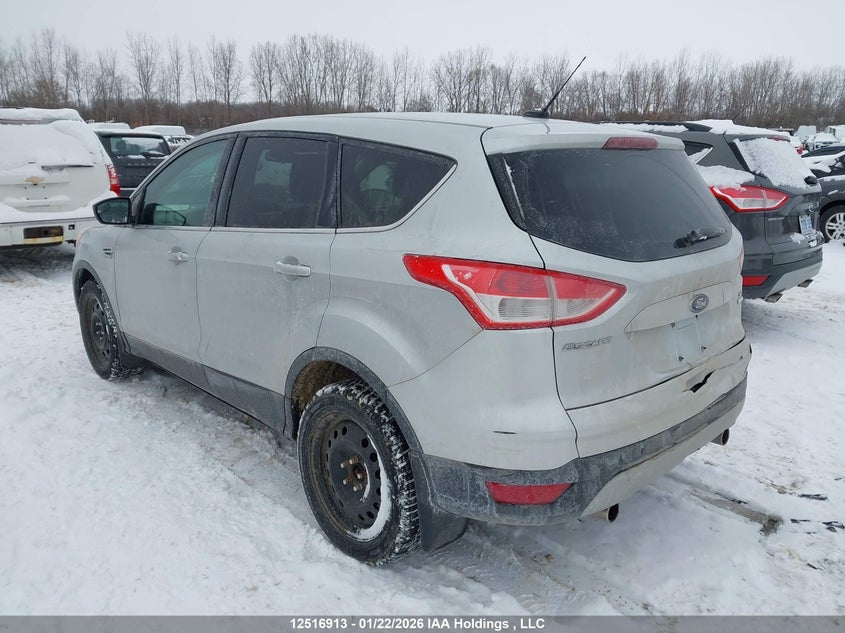 Vin: 1fmcu9gx9dua55744, lot: 2905992, ford escape se 20133