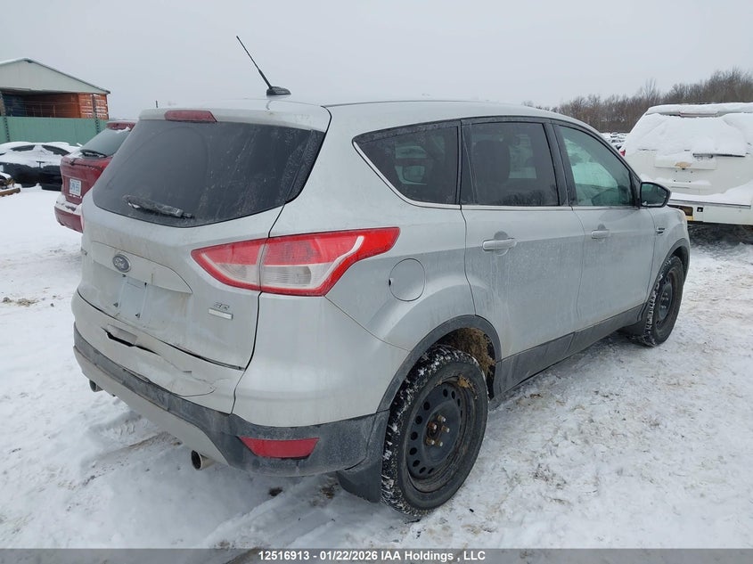 Vin: 1fmcu9gx9dua55744, lot: 2905992, ford escape se 20134