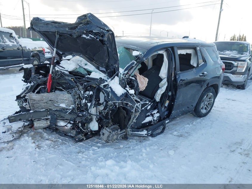 2026 GMC Terrain, Left Front, IAAI, VIN 3GKALUEGXTL295404 — photo 2