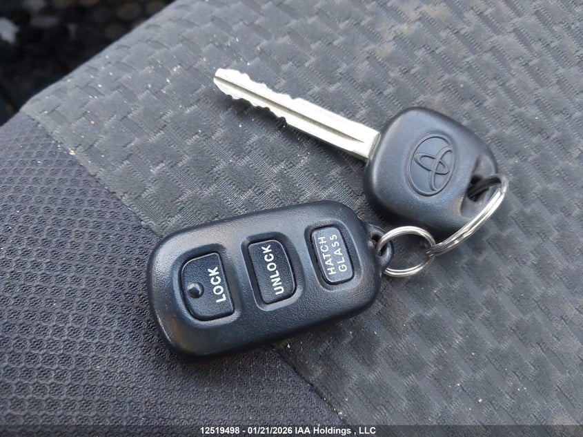 2006 Toyota Matrix Wagon VIN: 2T1KR32E46C563477 Lot: 12519498