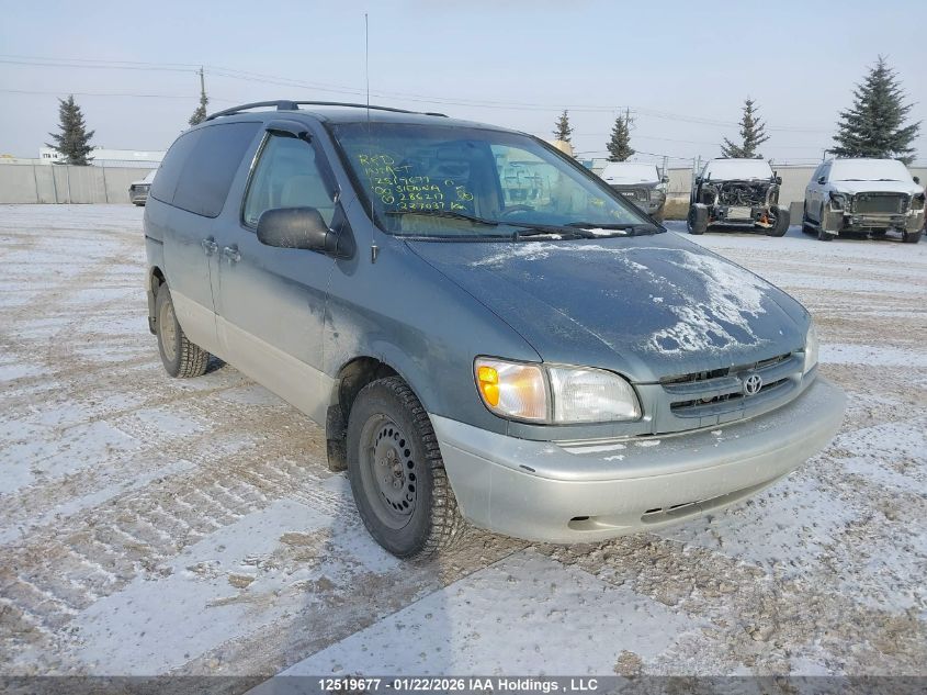 2000 Toyota Sienna