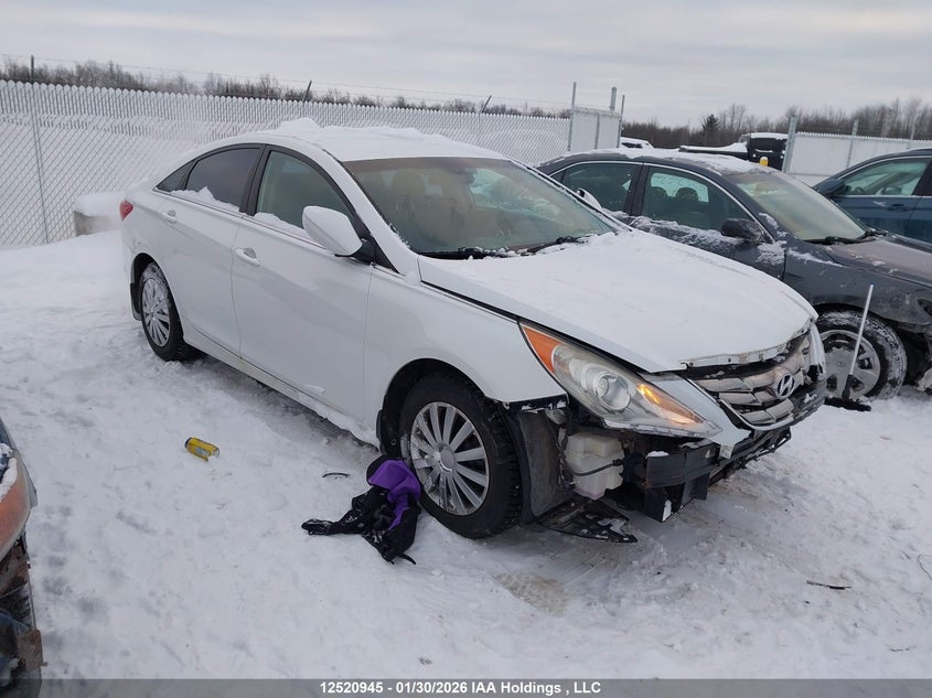5NPEB4AC8BH174131 HYUNDAI SONATA Photo 1