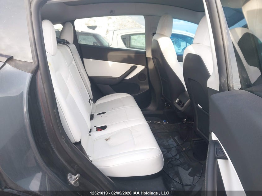 2022 Tesla Model Y Performance VIN: 7SAYGDEF2NF498054 Lot: 12521019