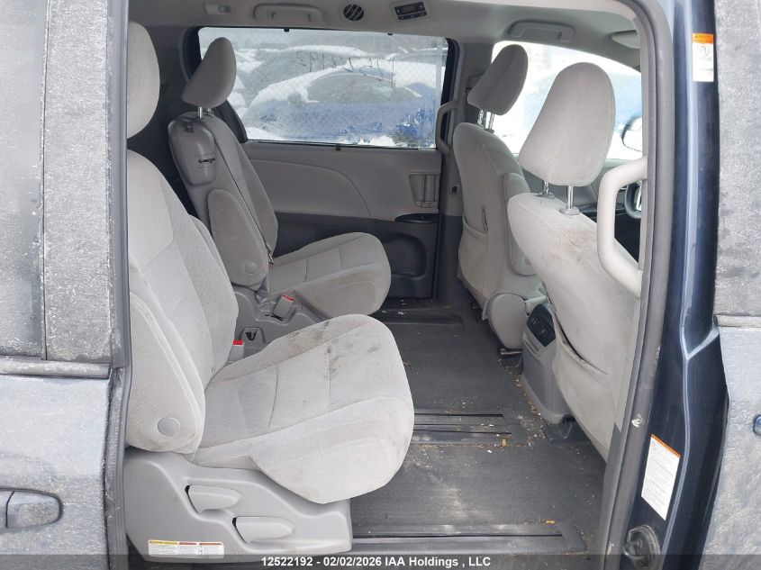 2018 Toyota Sienna Le 8-Passenger VIN: 5TDKZ3DC6JS947837 Lot: 12522192