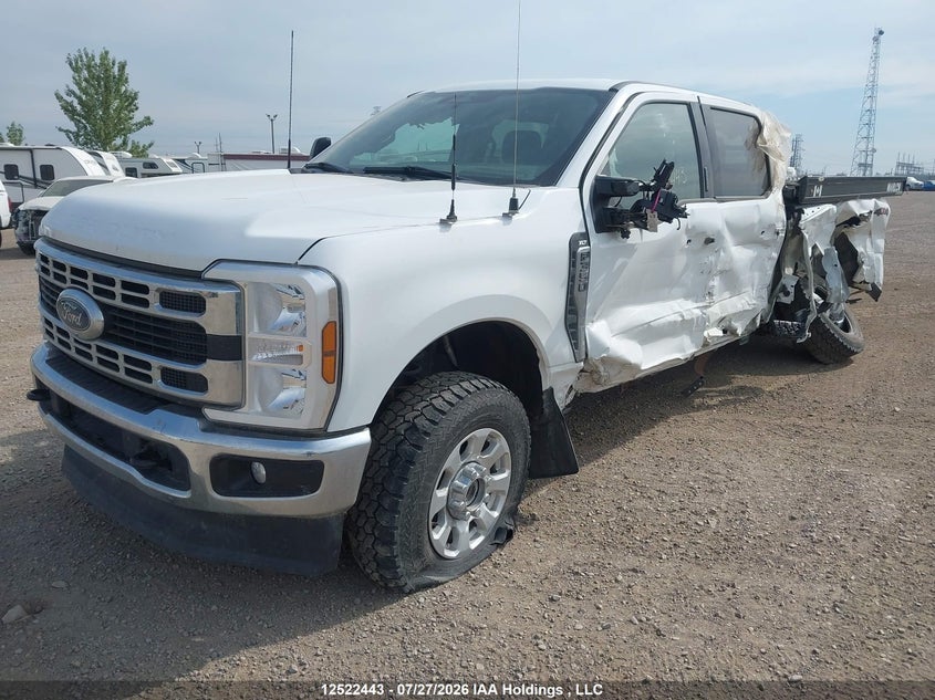 2024 Ford F350 Super Duty, Left Side, IAAI, VIN 1FT8W3BN1RED12906 — photo 2