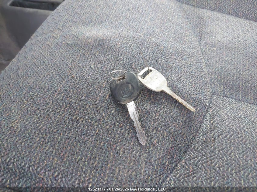 2004 GMC Sierra K2500 Heavy Duty VIN: 1GTHK29U64E297055 Lot: 12523377