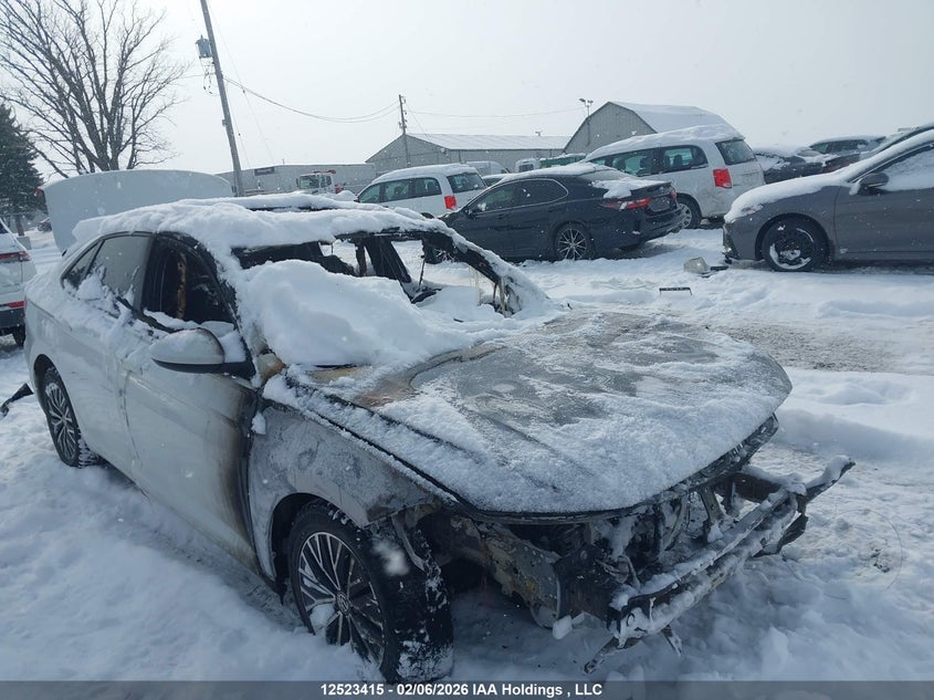 3VWEB7BU8LM056887 VOLKSWAGEN JETTA Photo 1