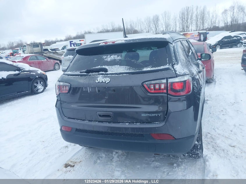 3C4NJCAB0HT632659 2017 Jeep Compass 2.4 Pass Sport Grey