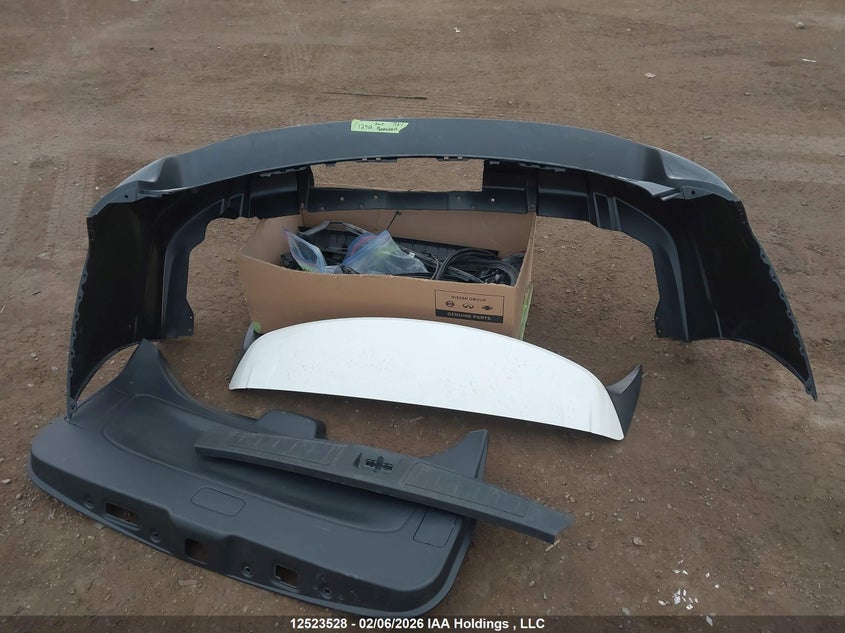 2018 Nissan Pathfinder Midnight Edition/Platinum/S/Sl Premium/Sv Tech VIN: 5N1DR2MMXJC644701 Lot: 12523528