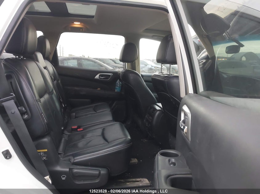 2018 Nissan Pathfinder Midnight Edition/Platinum/S/Sl Premium/Sv Tech VIN: 5N1DR2MMXJC644701 Lot: 12523528