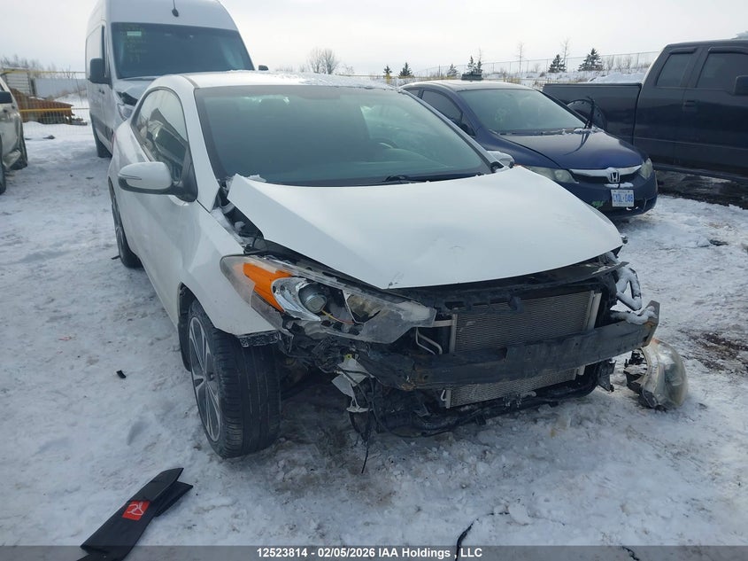 KNAFX6A82F5293745 KIA FORTE KOUP Photo 1