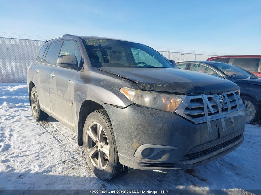 5TDDK3EH1DS176876 TOYOTA HIGHLANDER Photo 1