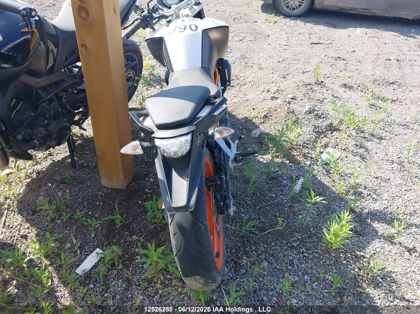 Lot image 6