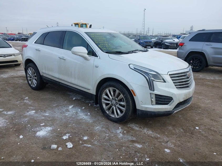 1GYKNFRS2HZ175515 2017 Cadillac Xt5 Platinum auction photo 1