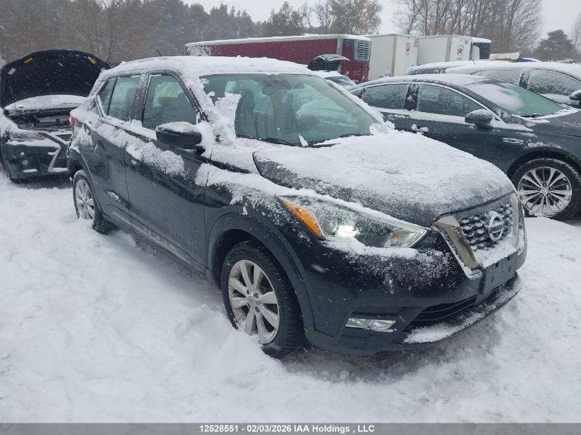 2020 Nissan Kicks