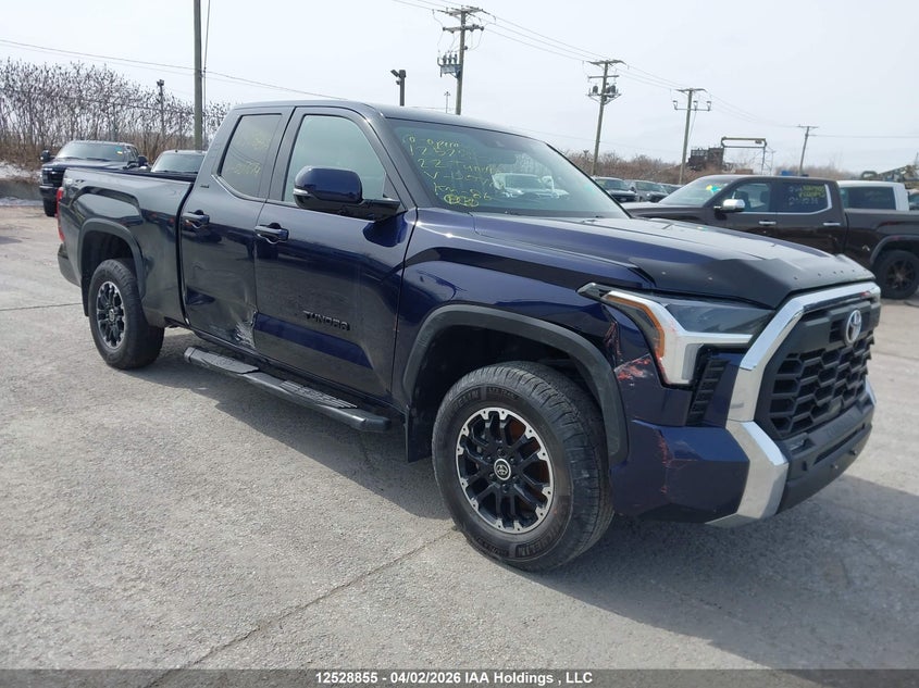 2022 TOYOTA TUNDRA SR