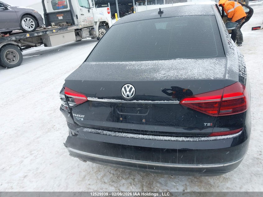 2017 Volkswagen Passat 1.8 Tsi Comfortline VIN: 1VWBT7A30HC009869 Lot: 12529939