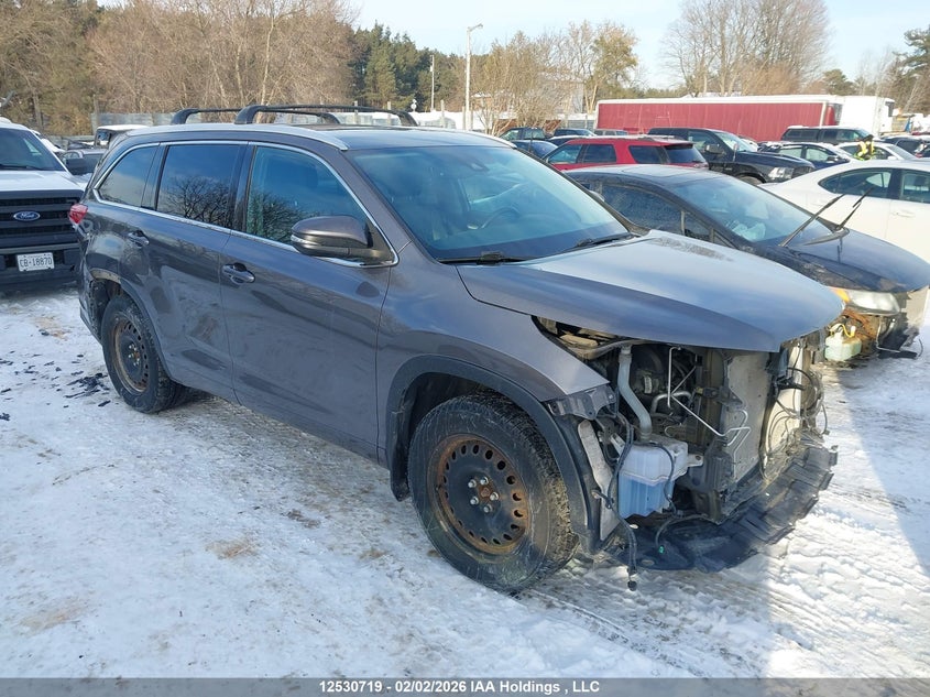 5TDJZRFH3JS558810 TOYOTA HIGHLANDER Photo 1