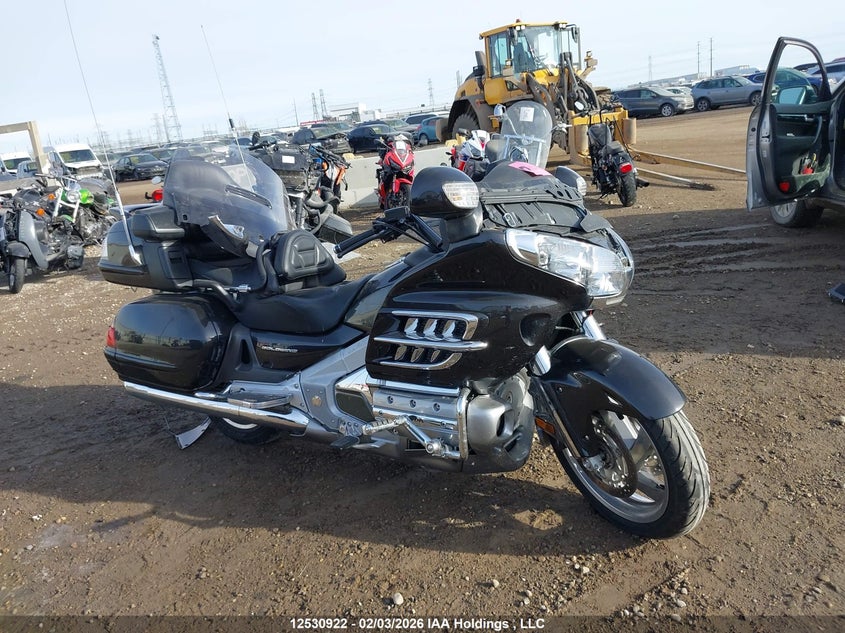 1HFSC4752AA900067 2010 Honda Gl1800 Al auction photo 1