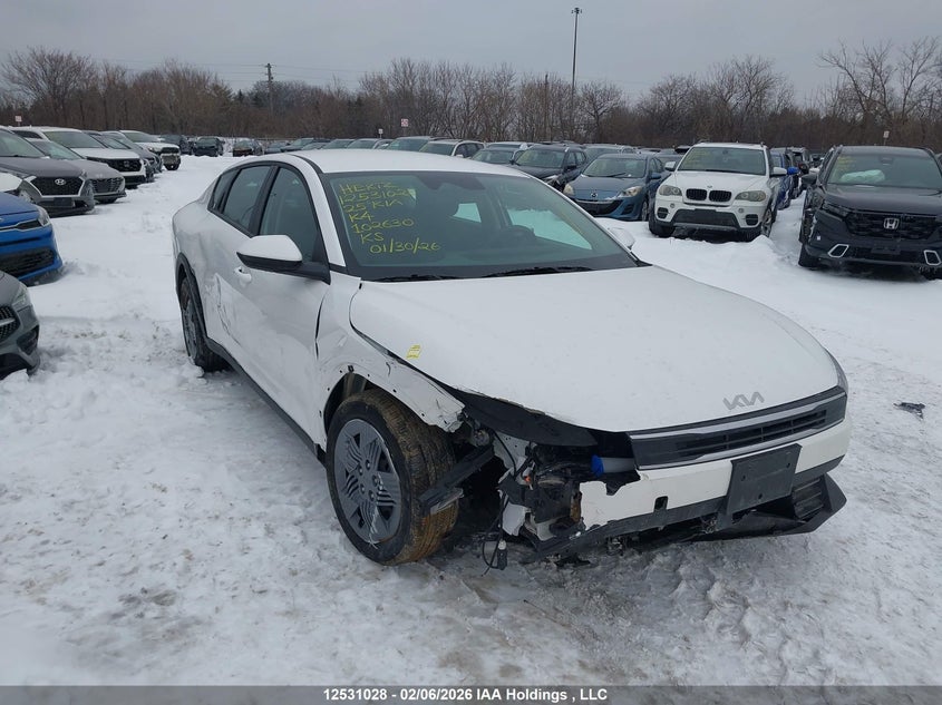 3KPFT4DE3SE102630 KIA K4 Photo 1