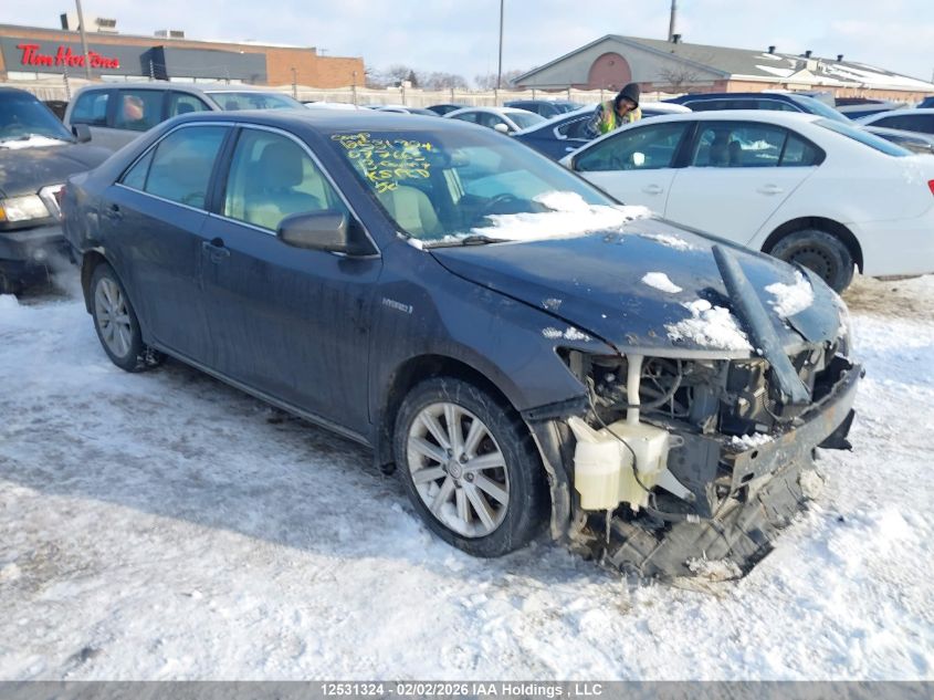 2013 Toyota Camry Hybrid
