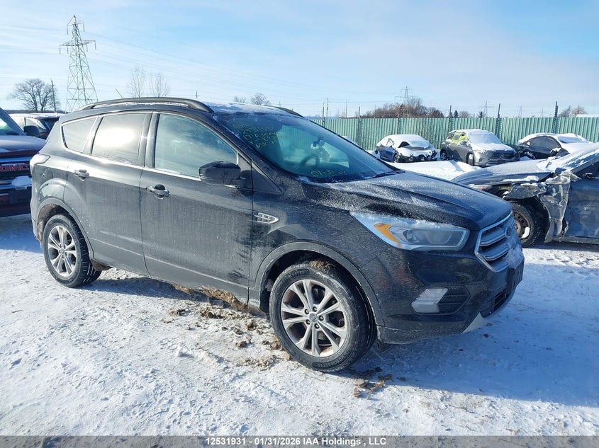 2017 FORD ESCAPE SE
