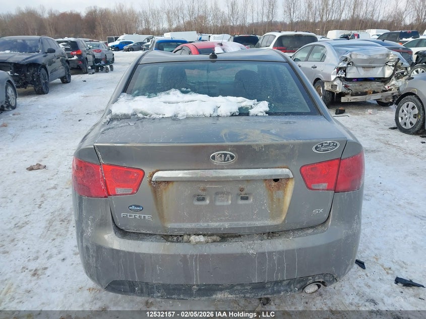 2013 Kia Forte 2.4L Sx/2.4L Sx Luxury VIN: KNAFW4A32D5658675 Lot: 12532157