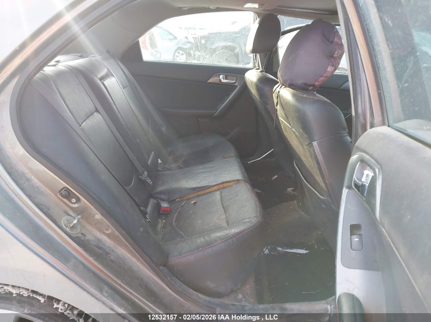 2013 Kia Forte 2.4L Sx/2.4L Sx Luxury VIN: KNAFW4A32D5658675 Lot: 12532157