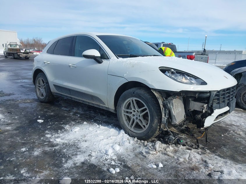 2015 Porsche Macan S