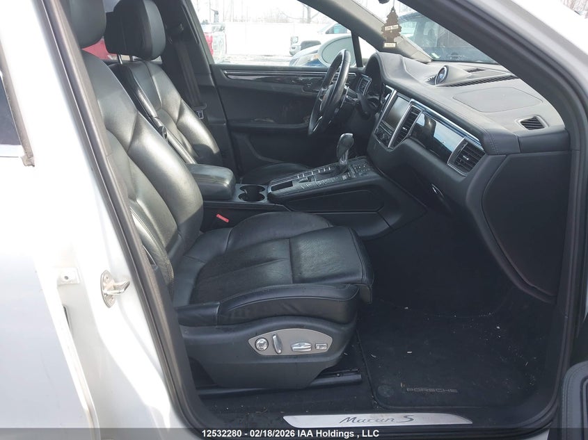 2015 Porsche Macan S