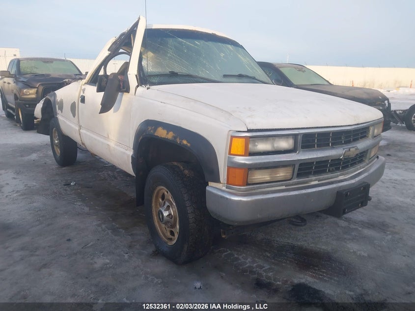 1GCGK24R2XF053741 CHEVROLET GMT-400 Photo 1