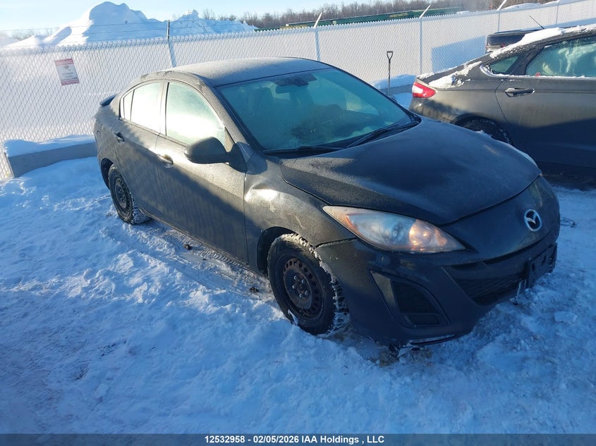 JM1BL1VF0B1418154 MAZDA MAZDA3 Photo 1