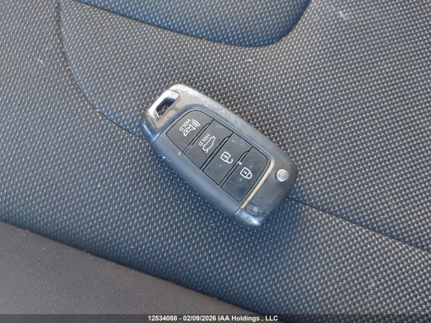 2022 Hyundai Elantra Essential Manual VIN: KMHLM4AG5NU307390 Lot: 12534088